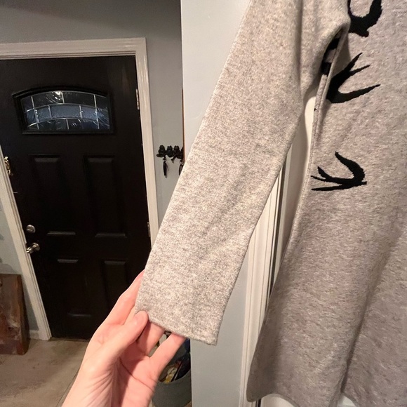 Gray Sweater Dress with Black Bird Pattern and Red Collar - Picture 3 of 4